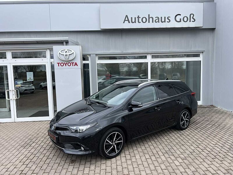 Toyota Auris Auris Touring Sports Team D
