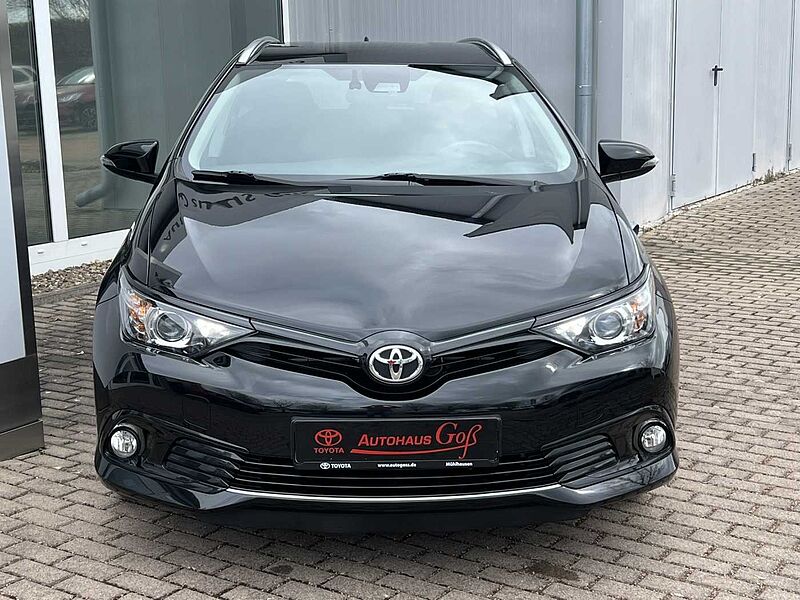 Toyota Auris Auris Touring Sports Team D