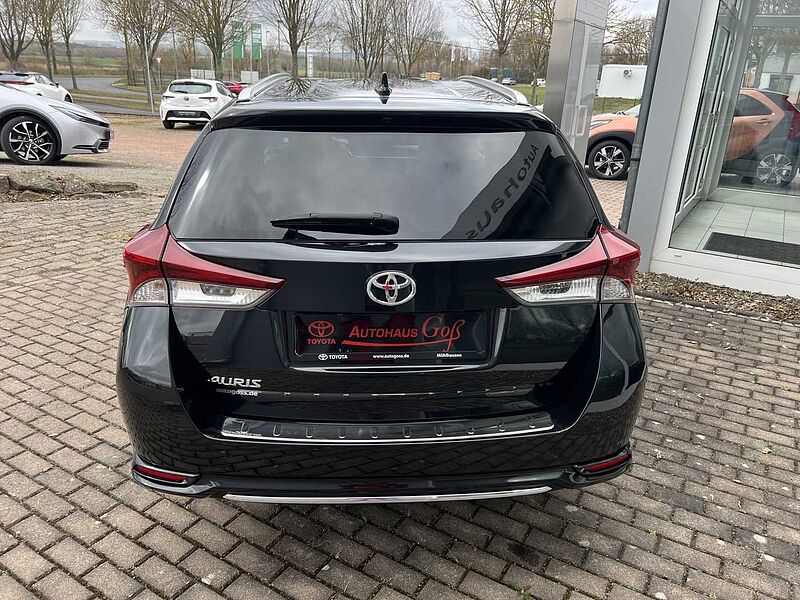 Toyota Auris Auris Touring Sports Team D