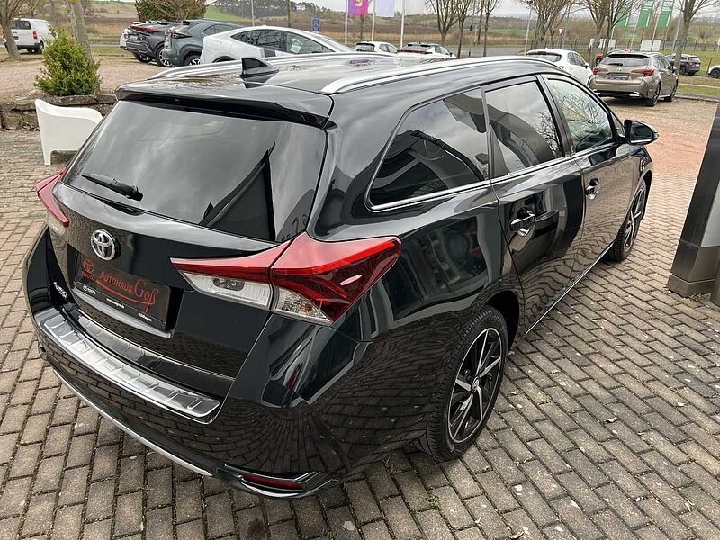 Toyota Auris Auris Touring Sports Team D