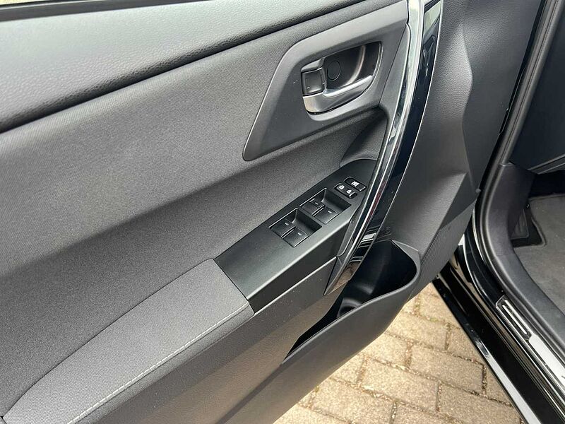 Toyota Auris Auris Touring Sports Team D