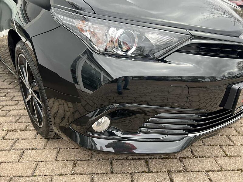 Toyota Auris Auris Touring Sports Team D