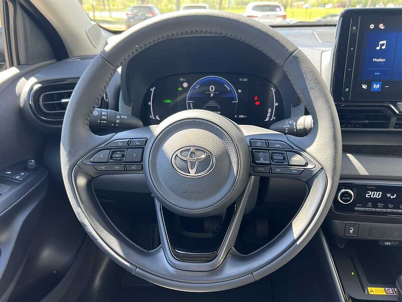 Toyota Yaris Hybrid Teamplayer
