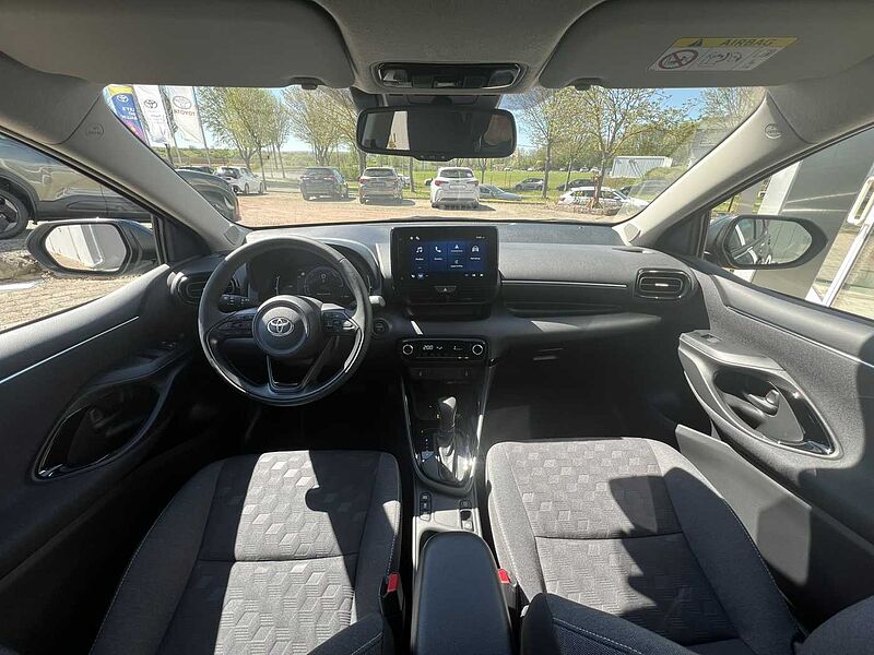 Toyota Yaris Hybrid Teamplayer