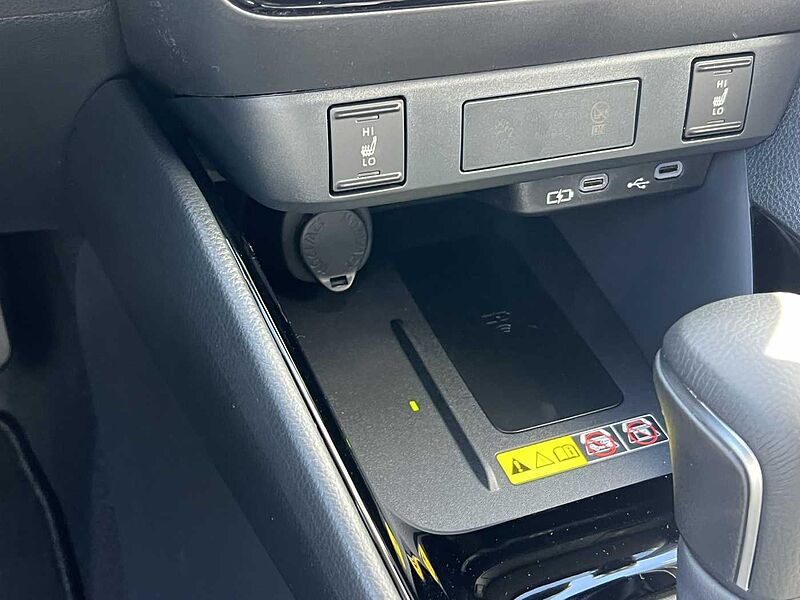 Toyota Yaris Hybrid Teamplayer