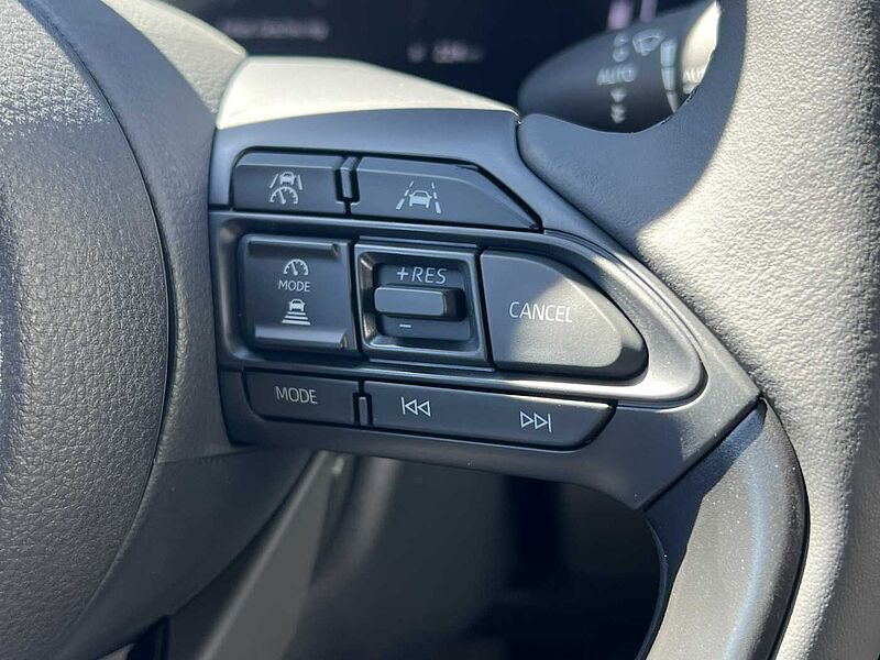 Toyota Yaris Hybrid Teamplayer