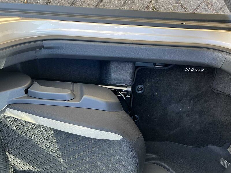 Toyota Aygo X Automatik - Teamplayer