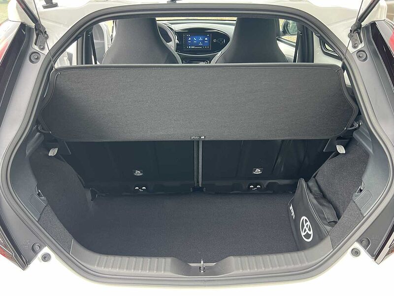 Toyota Aygo X Hybrid - Version Pure - Automatik