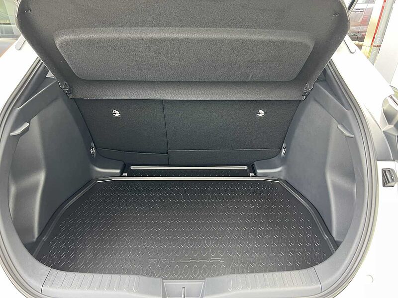 Toyota C-HR Hybrid 1.8l Teamplayer