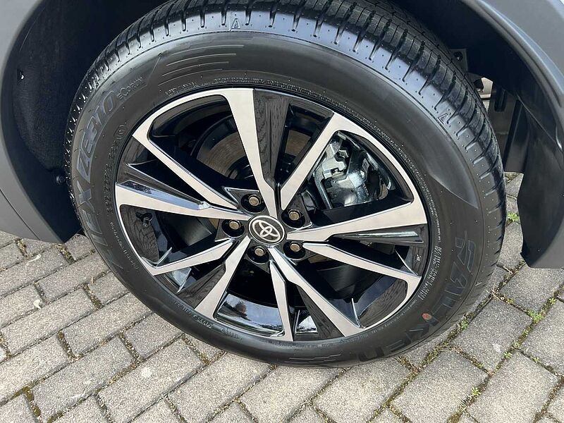 Toyota C-HR Hybrid 1.8l Teamplayer