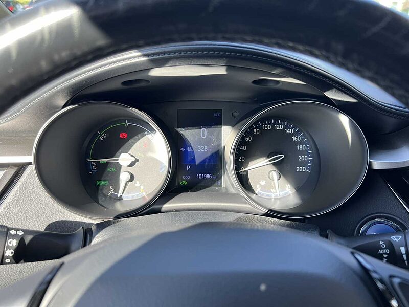 Toyota C-HR Team Deutschland mit LED Paket und Navi