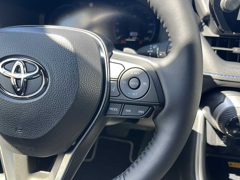Toyota RAV4 Hybrid Style Selection - 360°Kamera - Leder