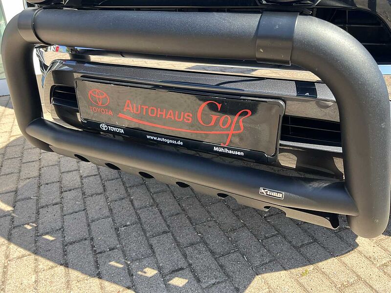 Toyota Hilux Spezial Umbau Automatik