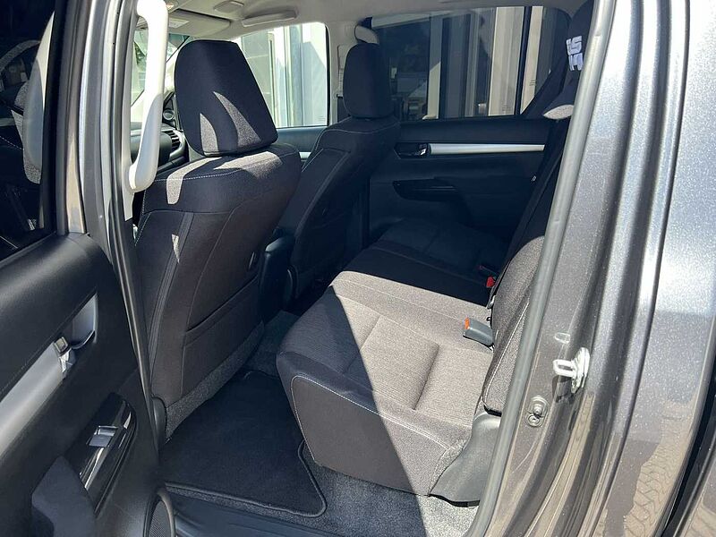 Toyota Hilux Spezial Umbau Automatik