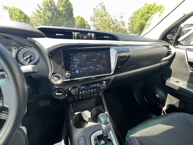 Toyota Hilux Spezial Umbau Automatik