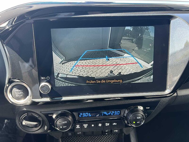 Toyota Hilux Spezial Umbau Automatik