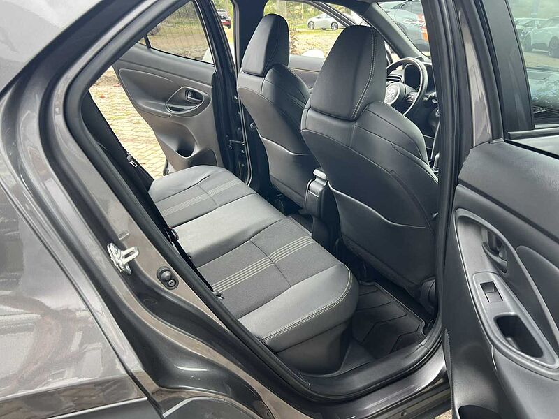 Toyota Yaris Cross Allrad Adventure AHZV