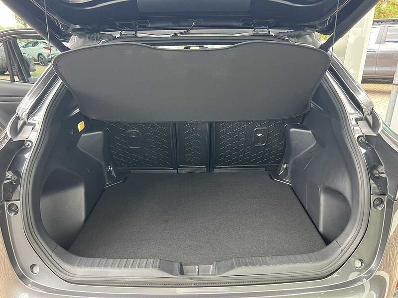Toyota Yaris Cross Allrad Adventure AHZV