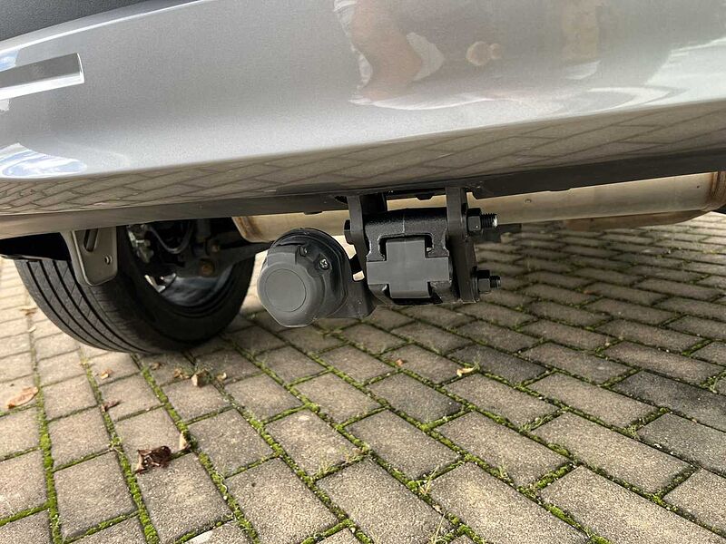 Toyota Yaris Cross Allrad Adventure AHZV