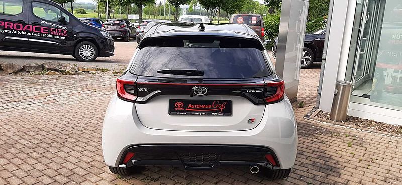 Toyota Yaris Hybrid  GR SPORT