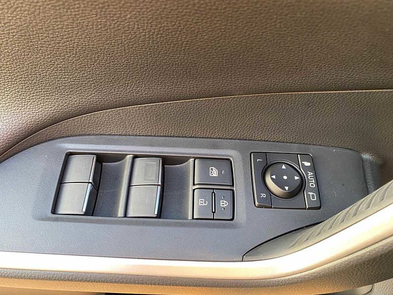 Toyota RAV4 Plug-in-Hybrid mit Technik-Paket